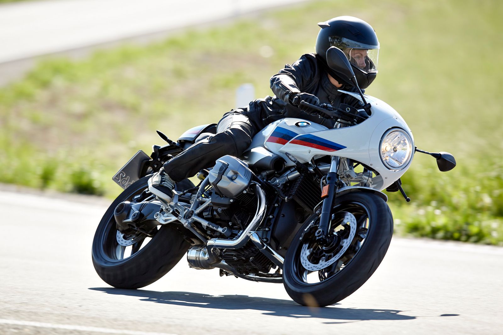Motortest - BMW R nineT Racer | MotorRAI.nl