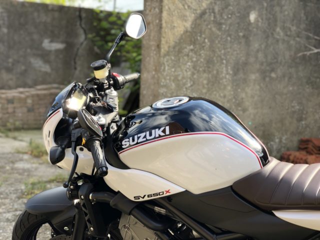 Suzuki SV650X Café Pack 2019 - MotorRAI.nl