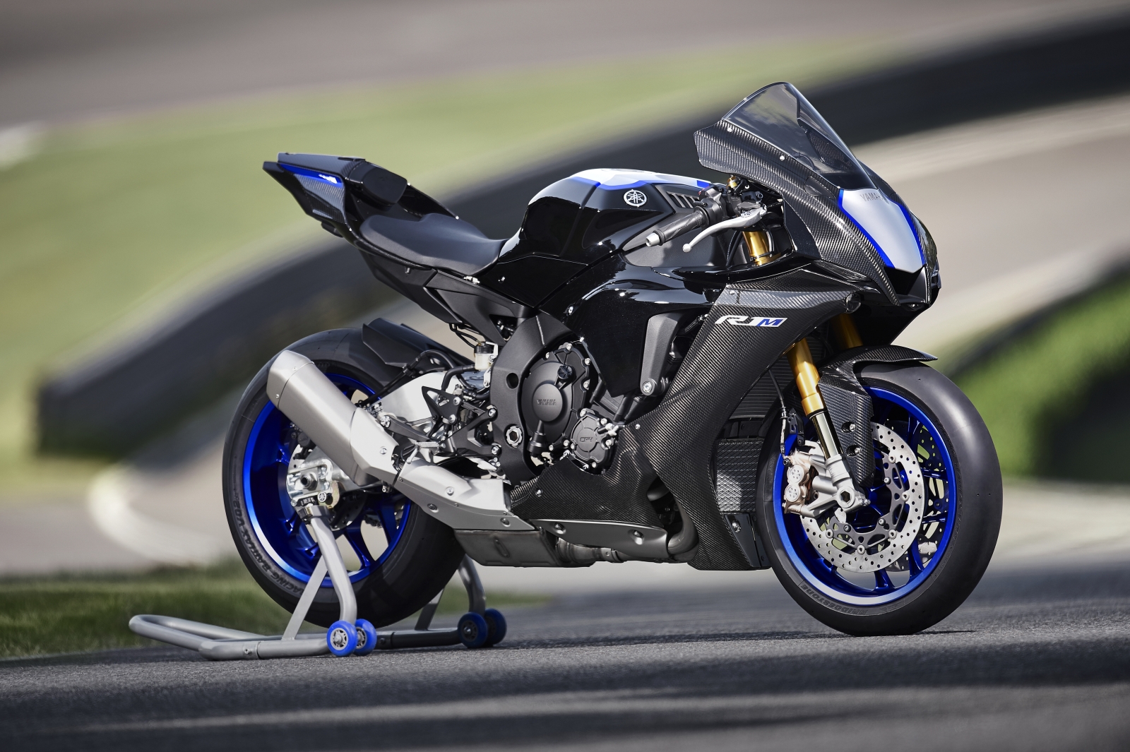 Yamaha YZF-R1M 2020: de overtreffende trap - MotorRAI.nl