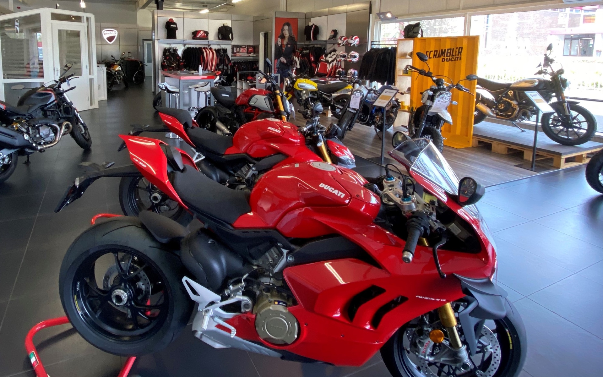 ducati dealers