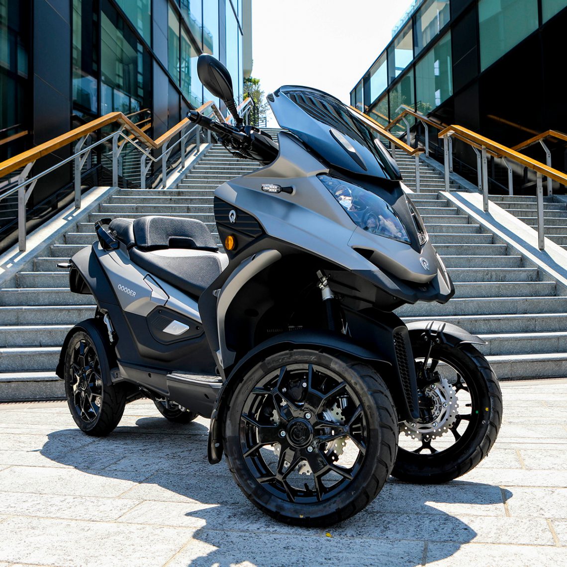 Deze motorscooters mag je met een autorijbewijs rijden