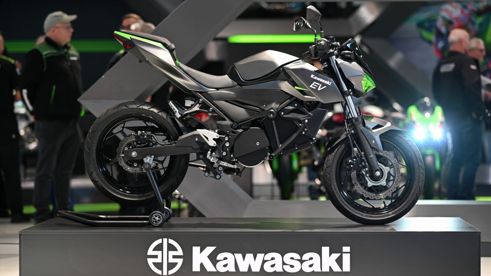 Eerste Beelden 100 Elektrische Kawasaki Naked